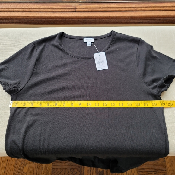 New! J. Crew Black Short-sleeve T-Shirt Dress NWT - Picture 5 of 11